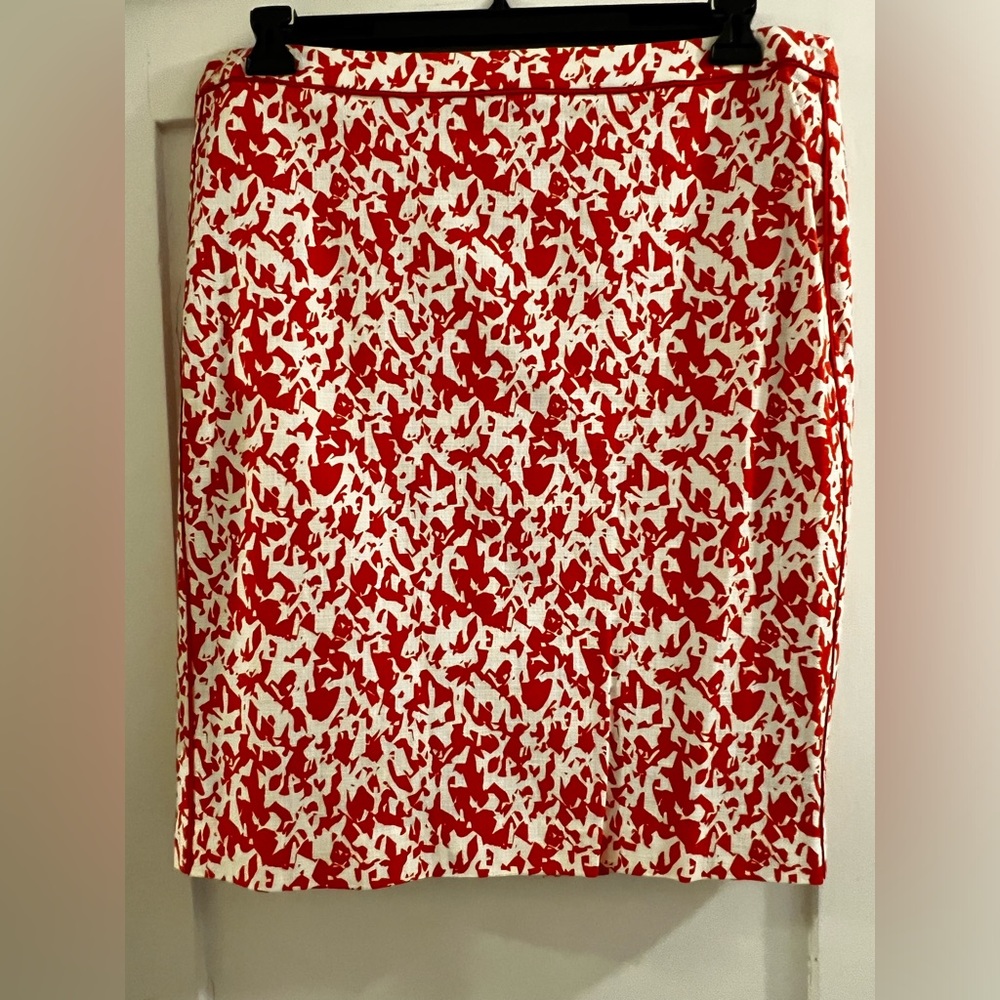 Halogen lined skirt